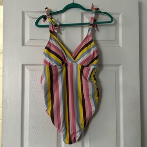 MATERNITY bathing suit